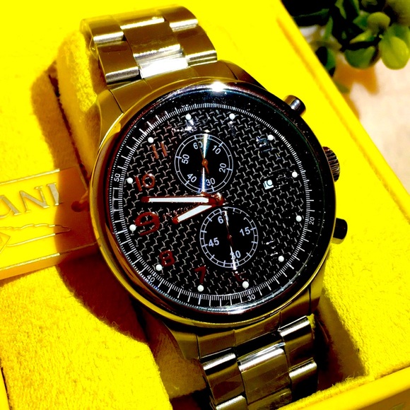 ⌚️INVICTA®Black & StainlessSteel SilverWatch⌚️Retails $799 If you Know You Know